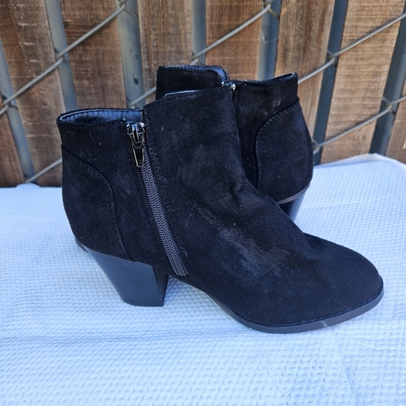 Charlotte Russe booties Women's Size 6 - Picture 12 of 16